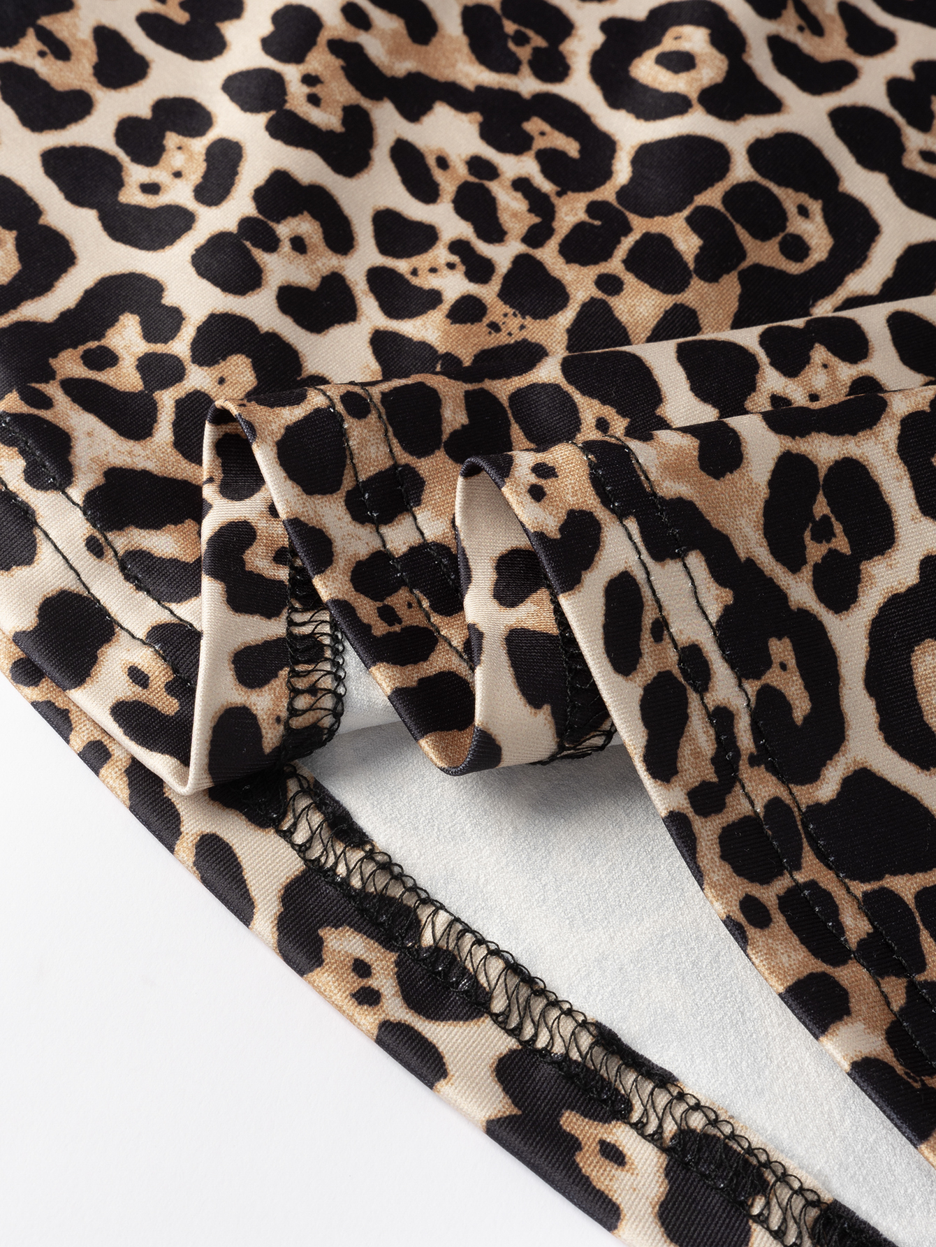 Woman's Wild Sexy Styl Leopard Print Halter Neck Lace Trim Mermaid Maxi Dress