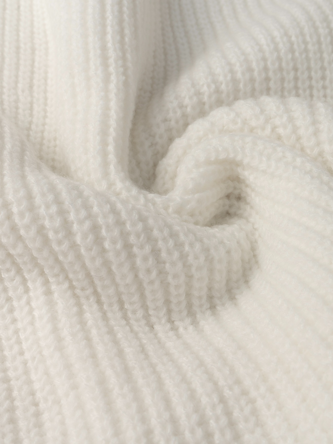 White Knit Long-Sleeve Short-Short Suit Woman Loose Lazy Style Two-piece Suit