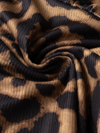 Woman's Lace V-Neck Button-Front Fitted Hot Girl Top-Aegean-sea