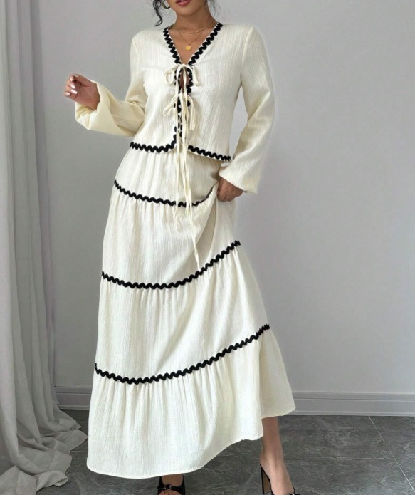 Beige-white contrasting lace two-piece dress Strapped cardigan + layered cake skirt