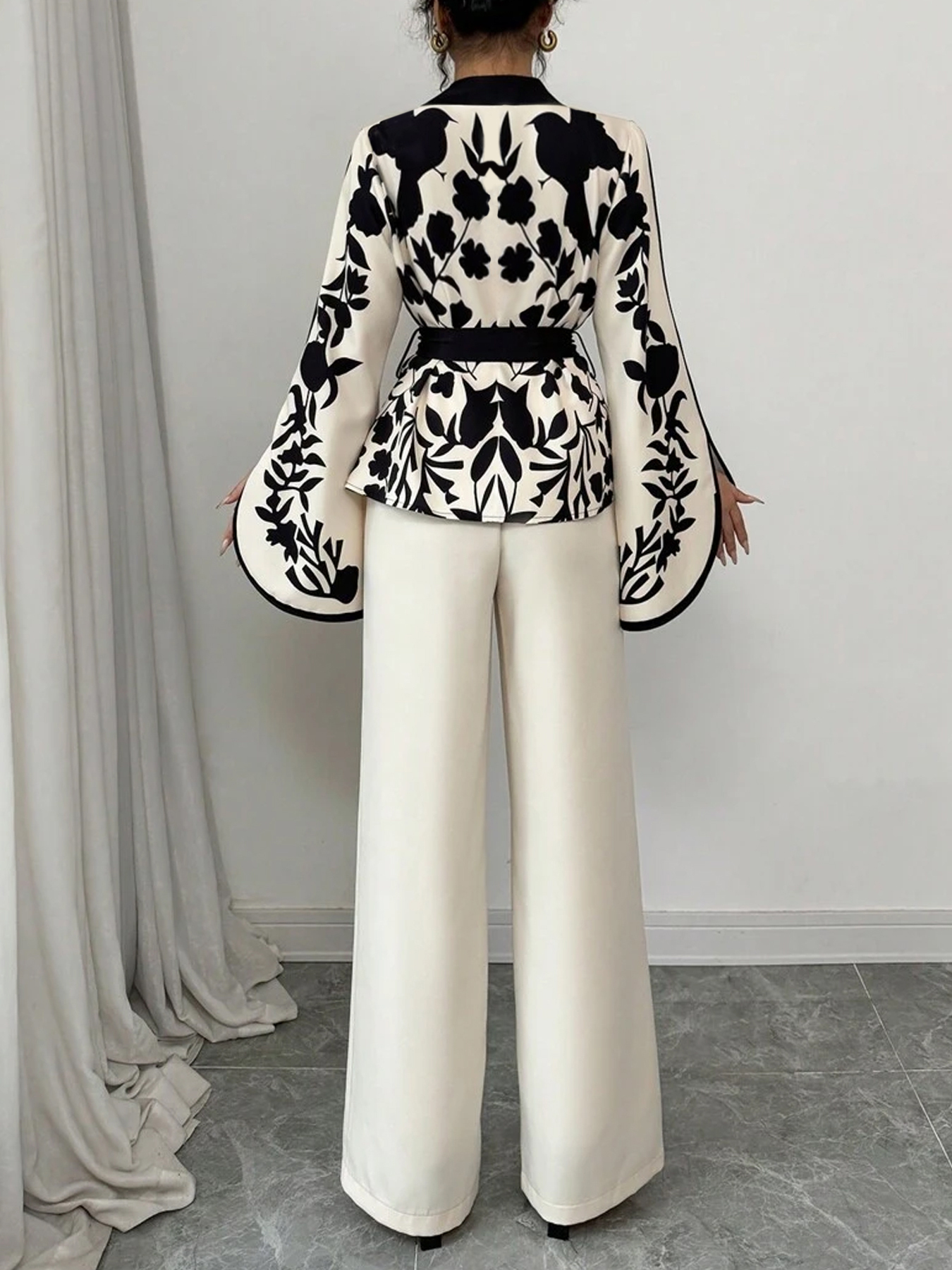 Women's Black and White Floral Print Belted Kimono-Style Blouse-Aegean-sea