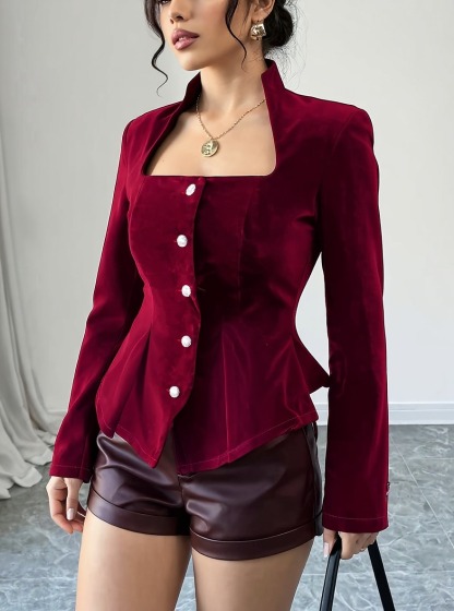 Camiseta de terciopelo de cuello cuadrado para mujer con botones de perla en la parte delantera y dobladillo con volantes.-Aegean-sea