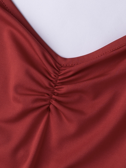 Red rose-sided fluted strappy long skirt, sexy body-to-hip dress