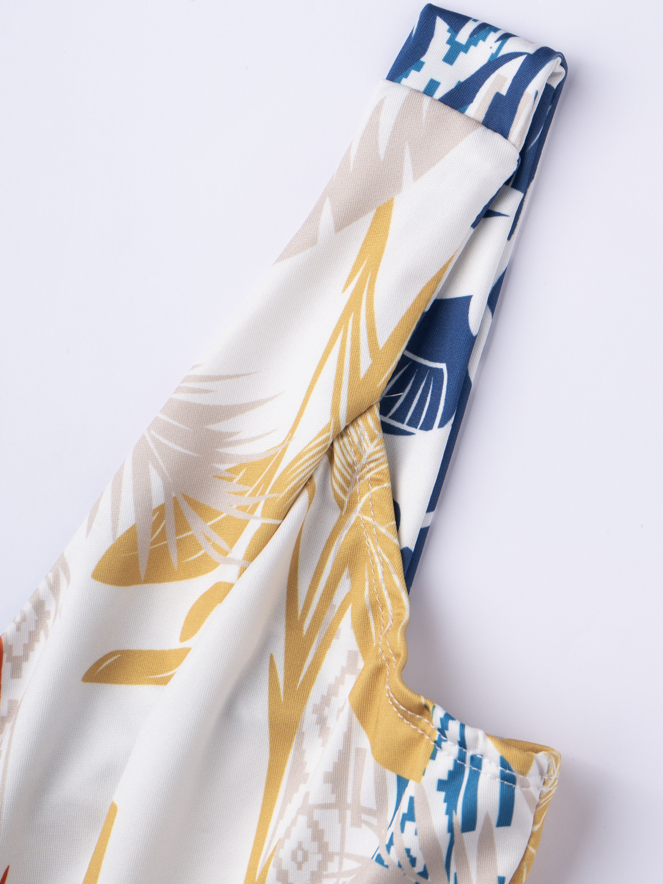 Tropical Print V-Waist Set, Vacation Geometric Vest Two-Piece