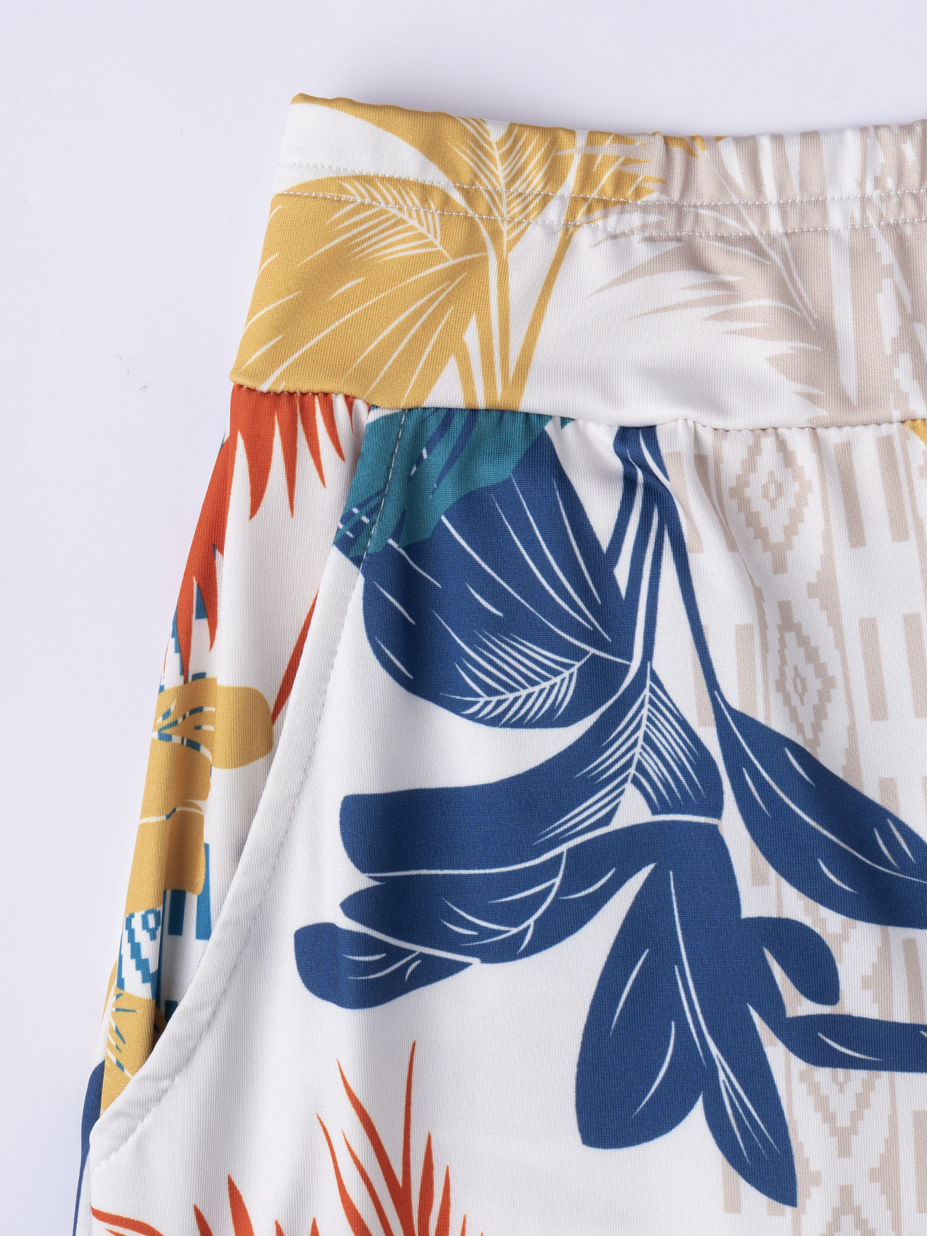 Tropical Print V-Waist Set, Vacation Geometric Vest Two-Piece