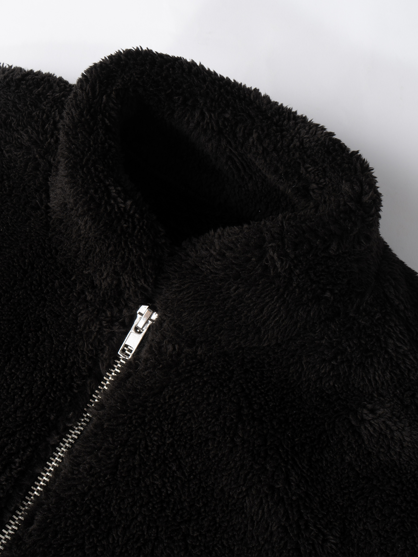 Chaqueta Fuzzy negra de cuello alto con cremallera para mujer-Aegean-sea