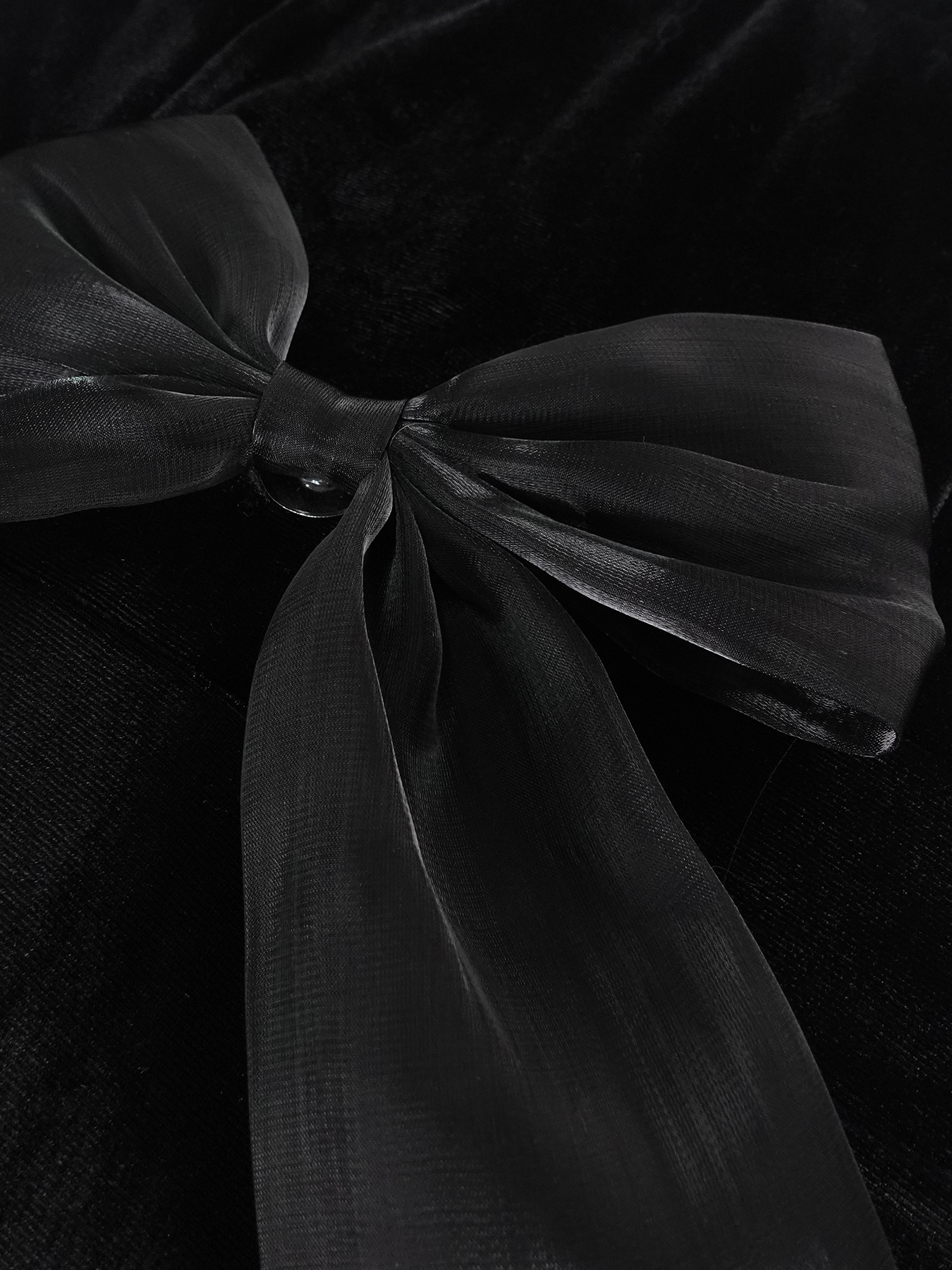 Women's Black Velvet Sweetheart Neck Maxi Dress with Lace Slit and Bow Detail-Aegean-sea