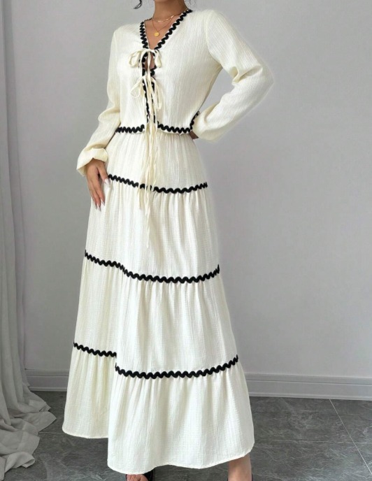 Beige-white contrasting lace two-piece dress Strapped cardigan + layered cake skirt