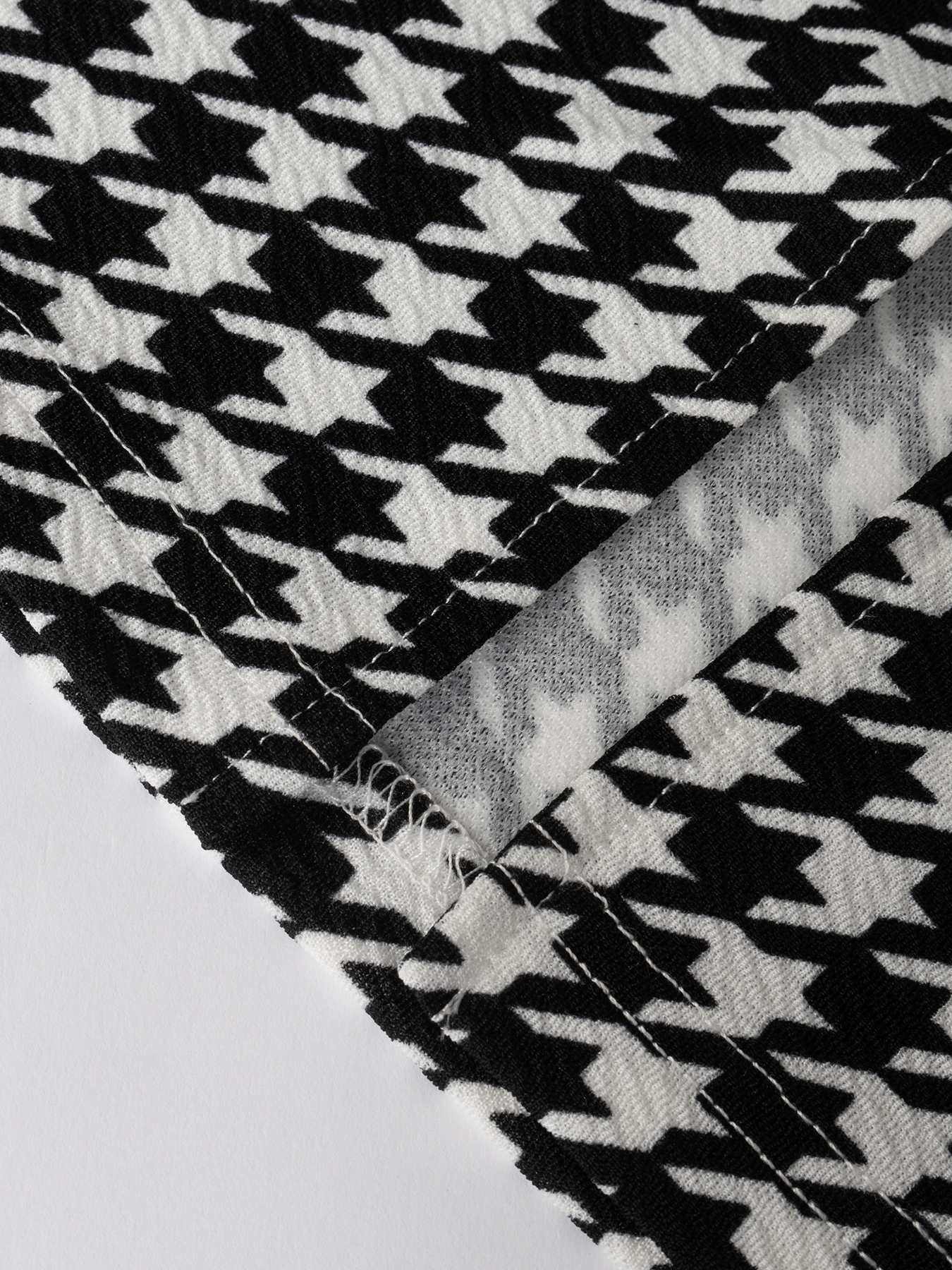 Woman's Black & White Houndstooth Two-In-One Dress | White Shirt Collar Puff Sleeve Fitted Maxi Office Dress-Aegean-sea