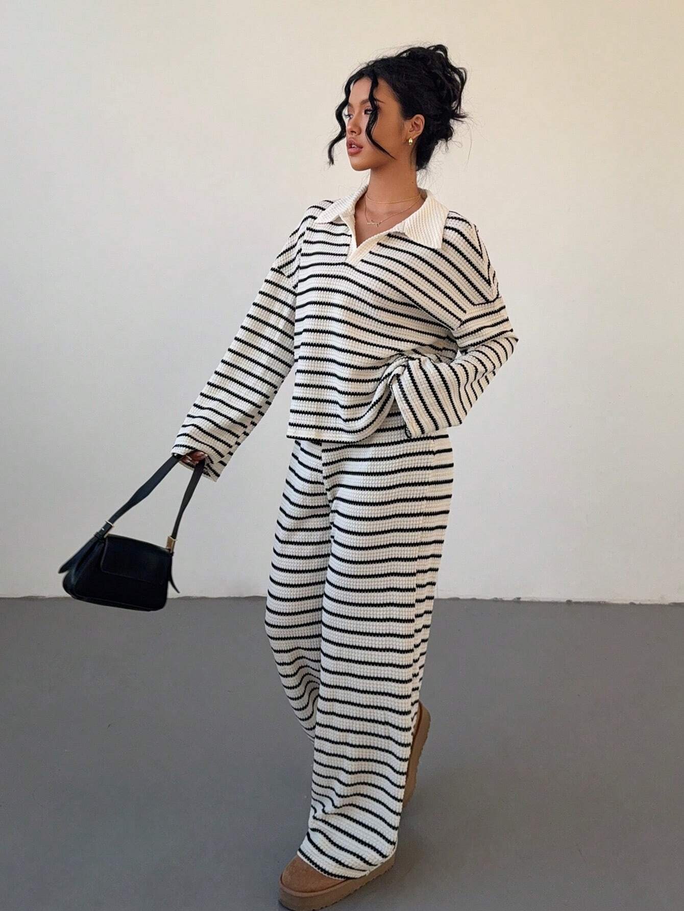 Black and white striped suit Polo collar long-sleeved shirt, wide-legged trousers two sets for casual commute