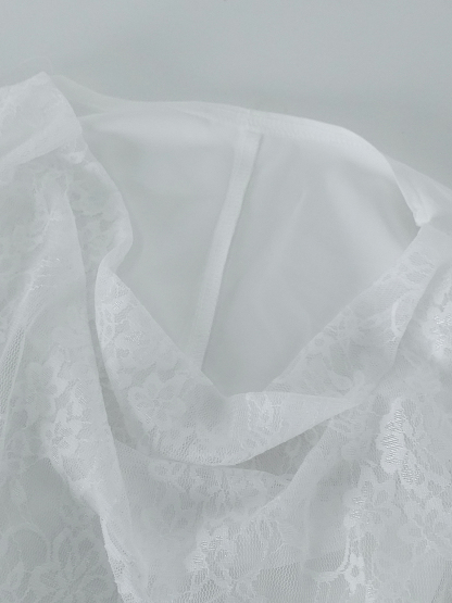 White lace flared-sleeve women‘s top Stacked collared waist-through shirt