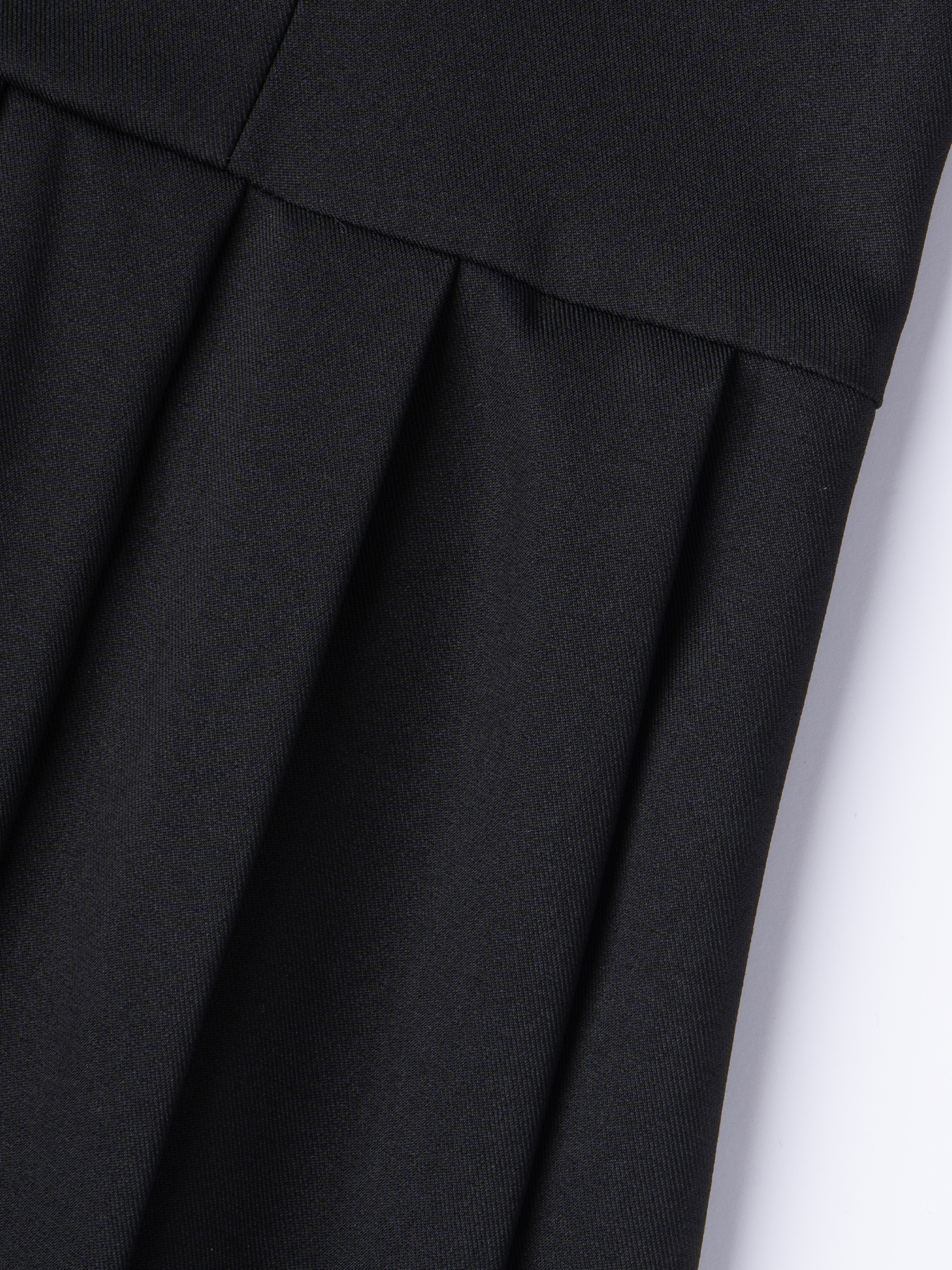 Women's Lapel Collar Pleated Hem Dress - Sleeveless Button Front Office Bodycon