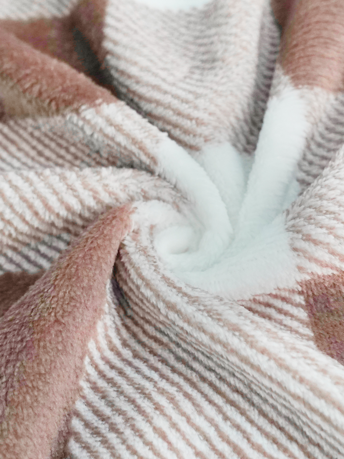 Woman's Soft Neutral Block-Patterned Oversized Hoodie with Kangaroo Pocket-Aegean-sea