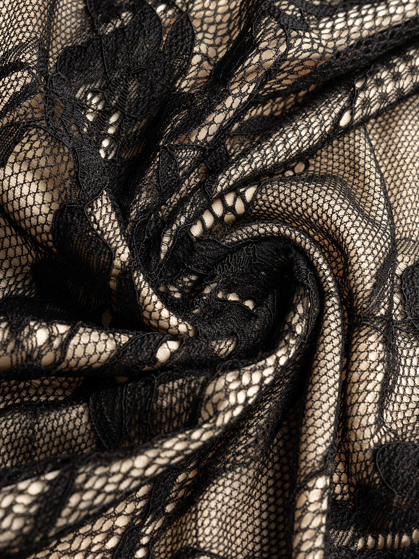 Woman's Black Lace Deep V Long Sleeve Bodycon Maxi Dress