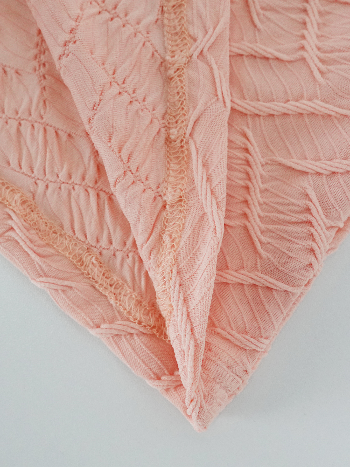 Pink slant-shouldered pressed women‘s dress Slim-waisted full-length skirt Date party vibe elegant holiday dress