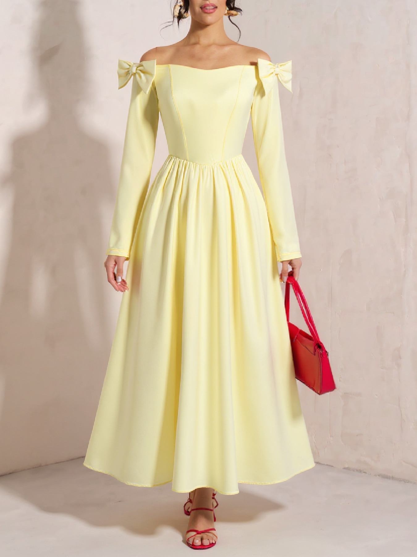 Yellow single-shoulder butterfly-tied dress Long-sleeved, waist-length, wide-waisted dress