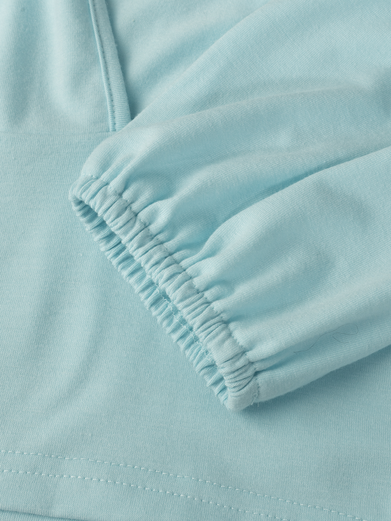 Woman's Deep V Crop Top & Mermaid Skirt Two-Piece Set