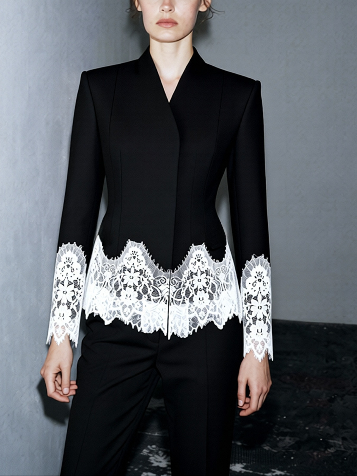 2026 Spring/Summer New Arrival: Elegant Commuter-Style Long-Sleeved Slim-Fit Stand Collar Lace-Trimmed Color-Blocked Blazer