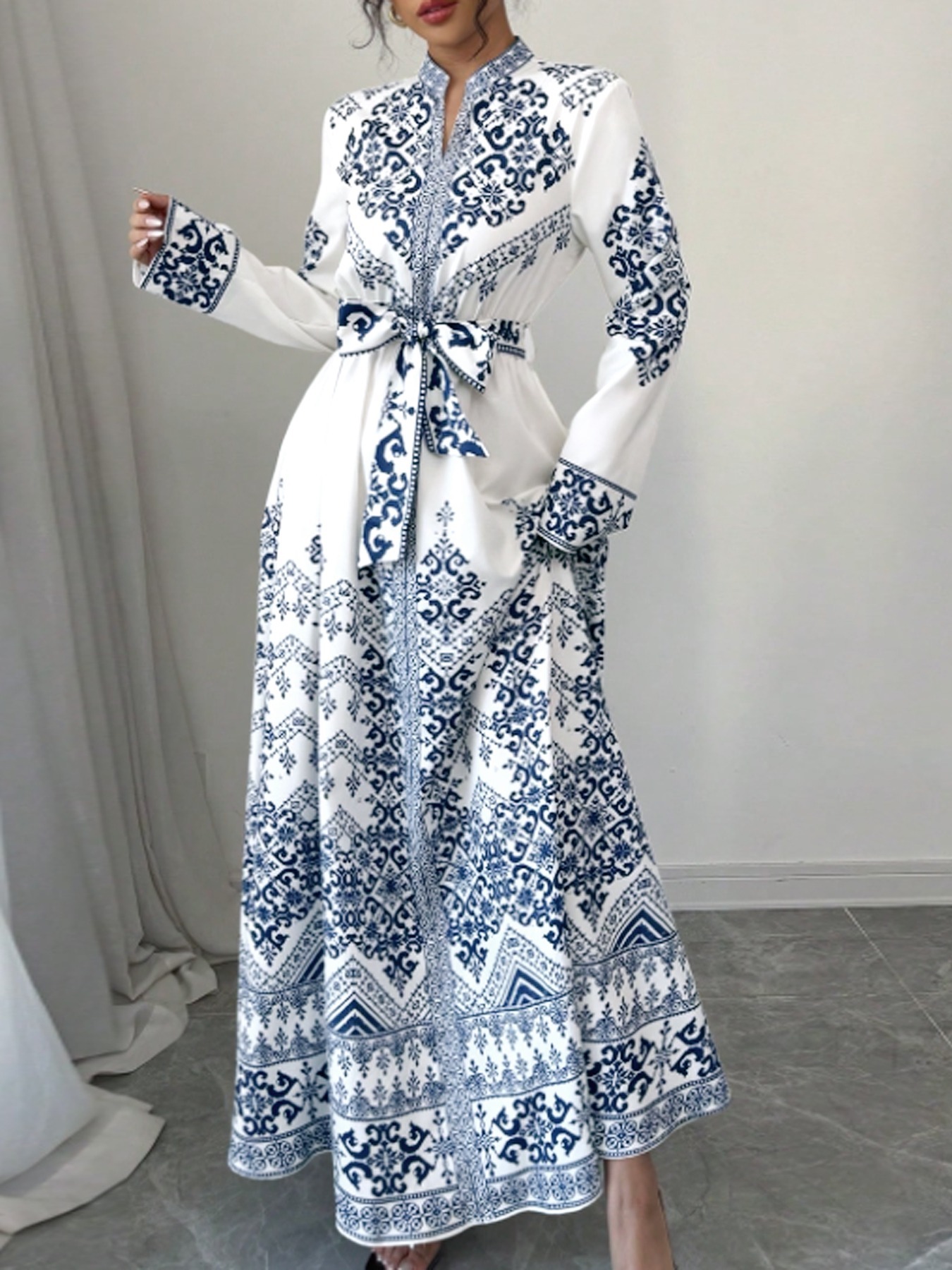 Tsinghua porcelain positioned floral print dress Standing collar with waist tie Long skirt with wide hem