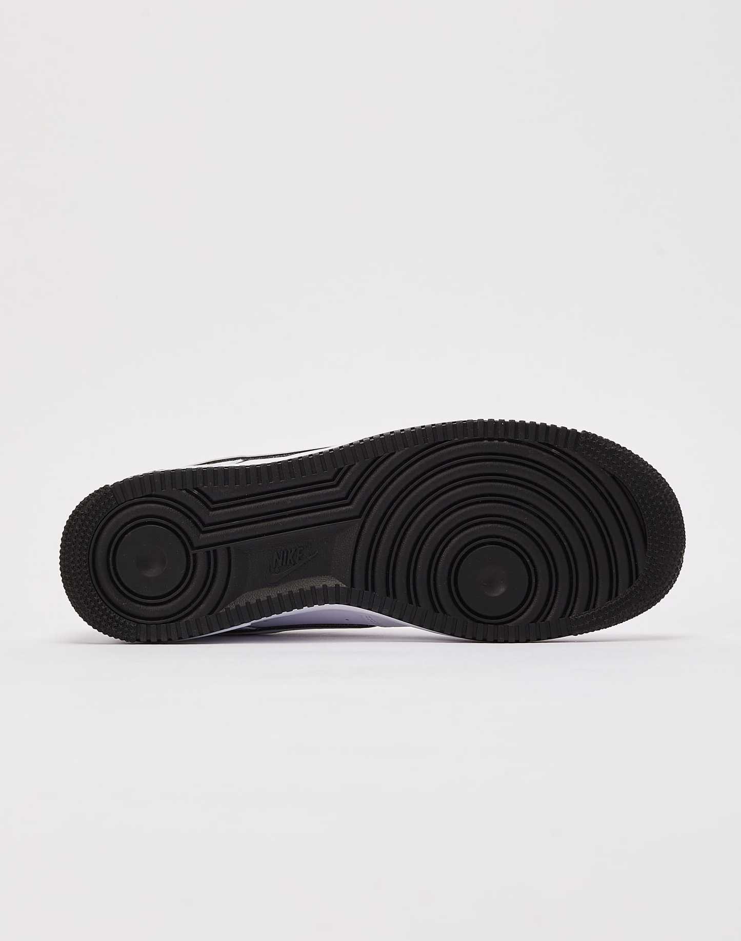 Nike Air Force 1 Low '07 "White Black Outline"