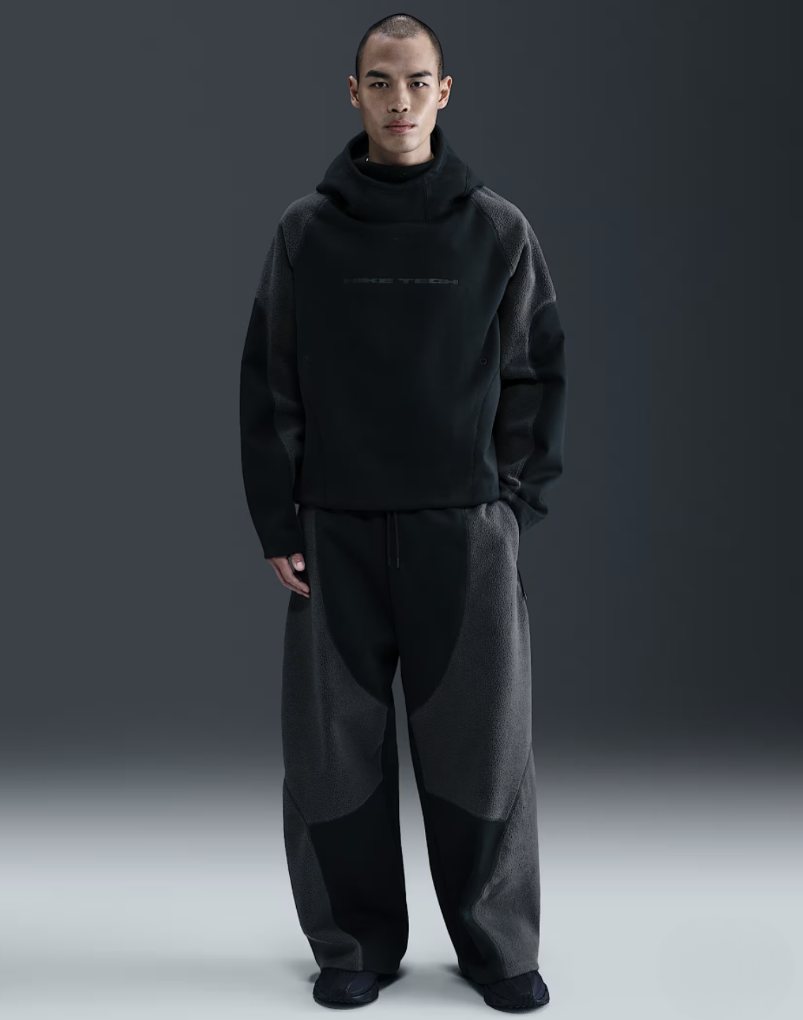 Performance tracksuit