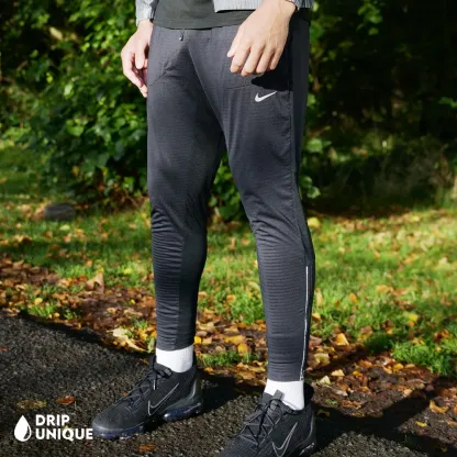 Nike Wildrun Windrunner Jacket Black & Black Nike Phenom Pants Set