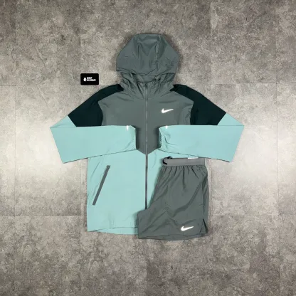 Nike UV Windrunner Jacket Smoke Grey & Grey Flex Stride Shorts Set