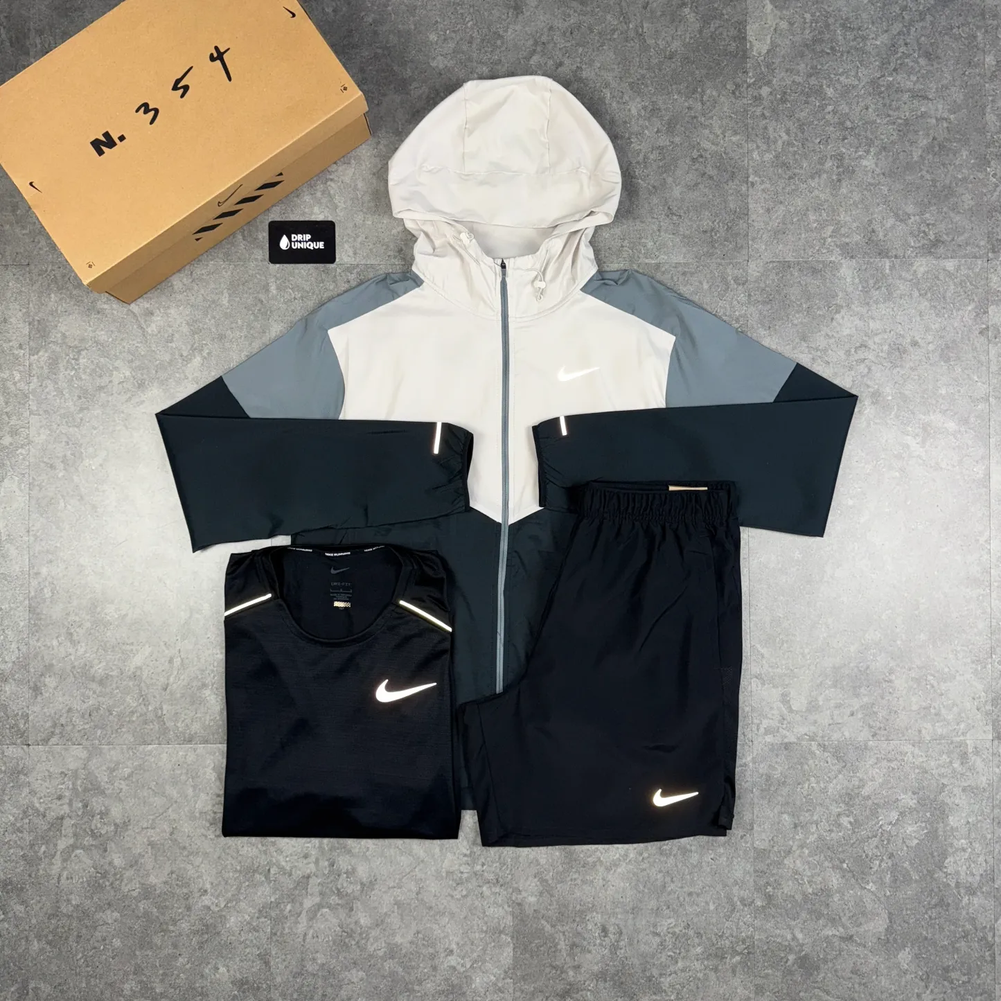 Nike UV Windrunner Light Bone Bundle