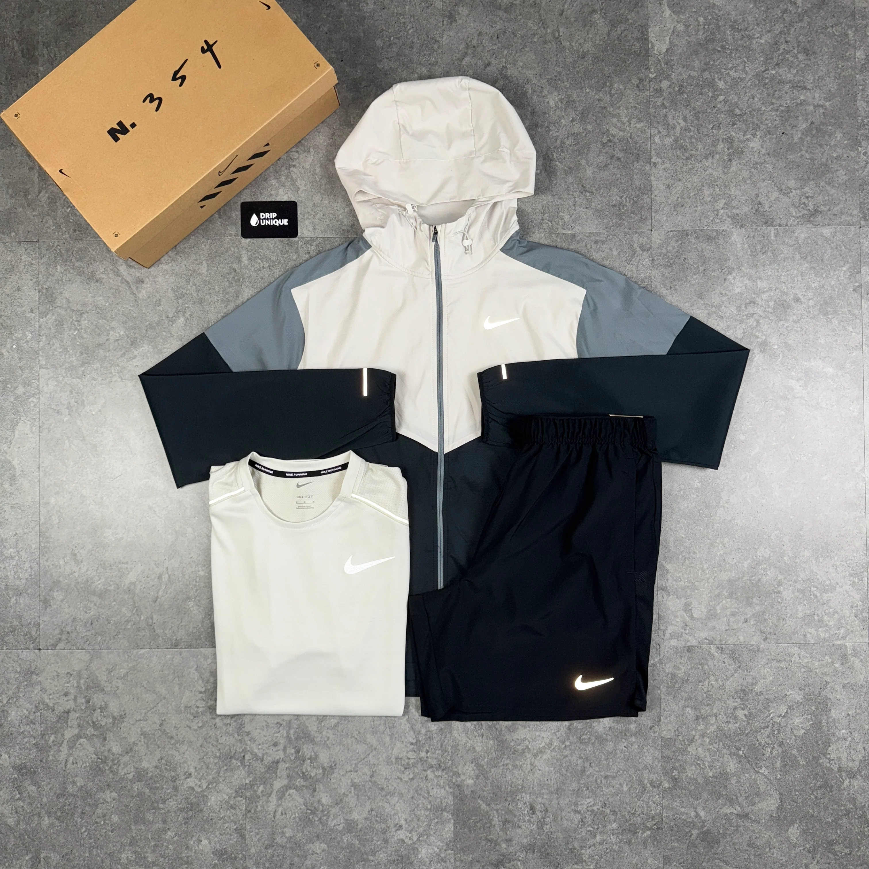 Nike UV Windrunner Light Bone Bundle