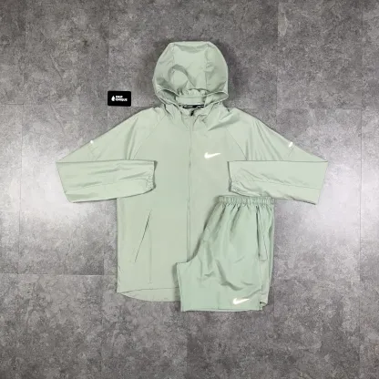 Nike Repel Miler Windrunner Jacket Jade Green & Green Challenger Shorts Set