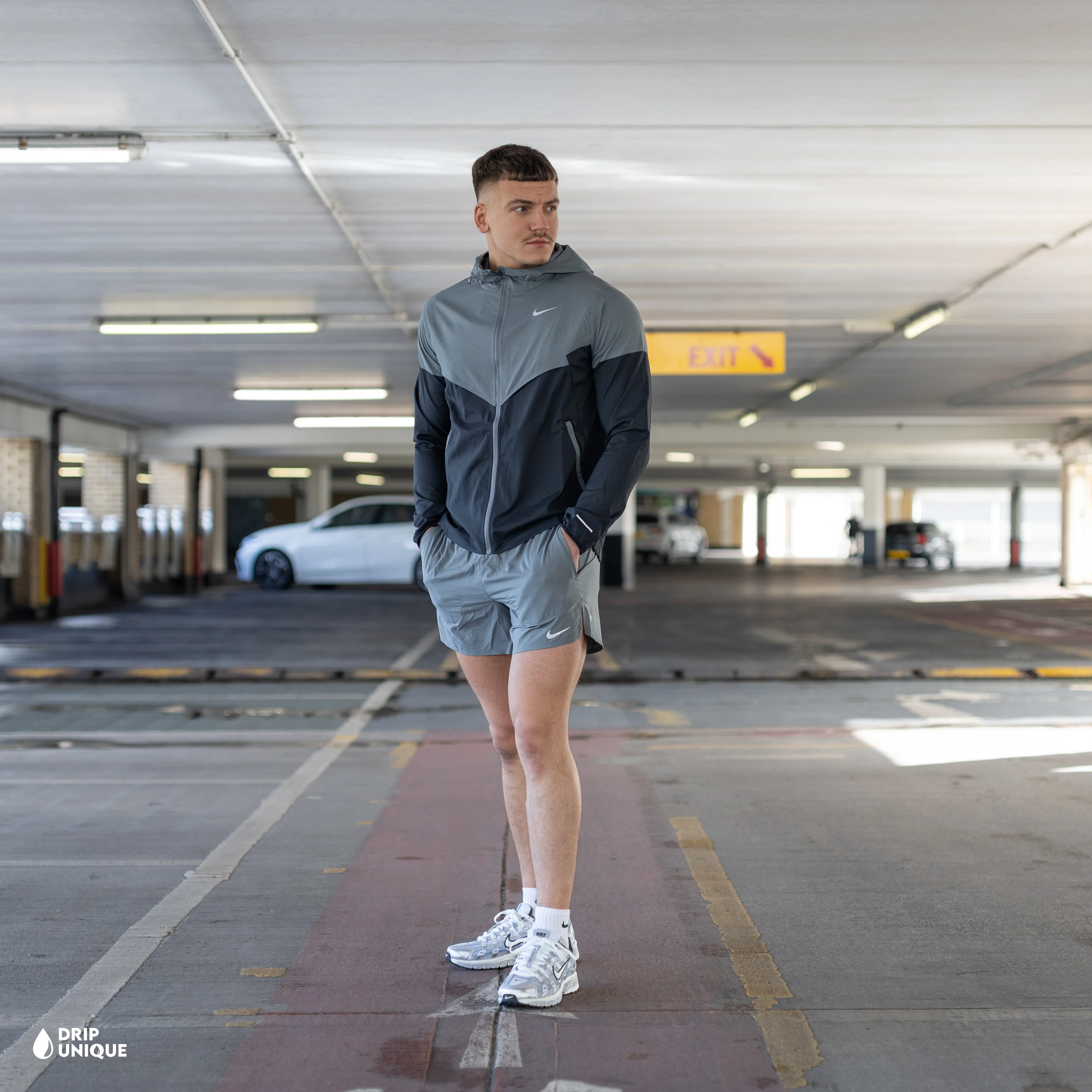 Nike UV Windrunner Jacket Grey / Black & Grey Flex Stride Shorts Set
