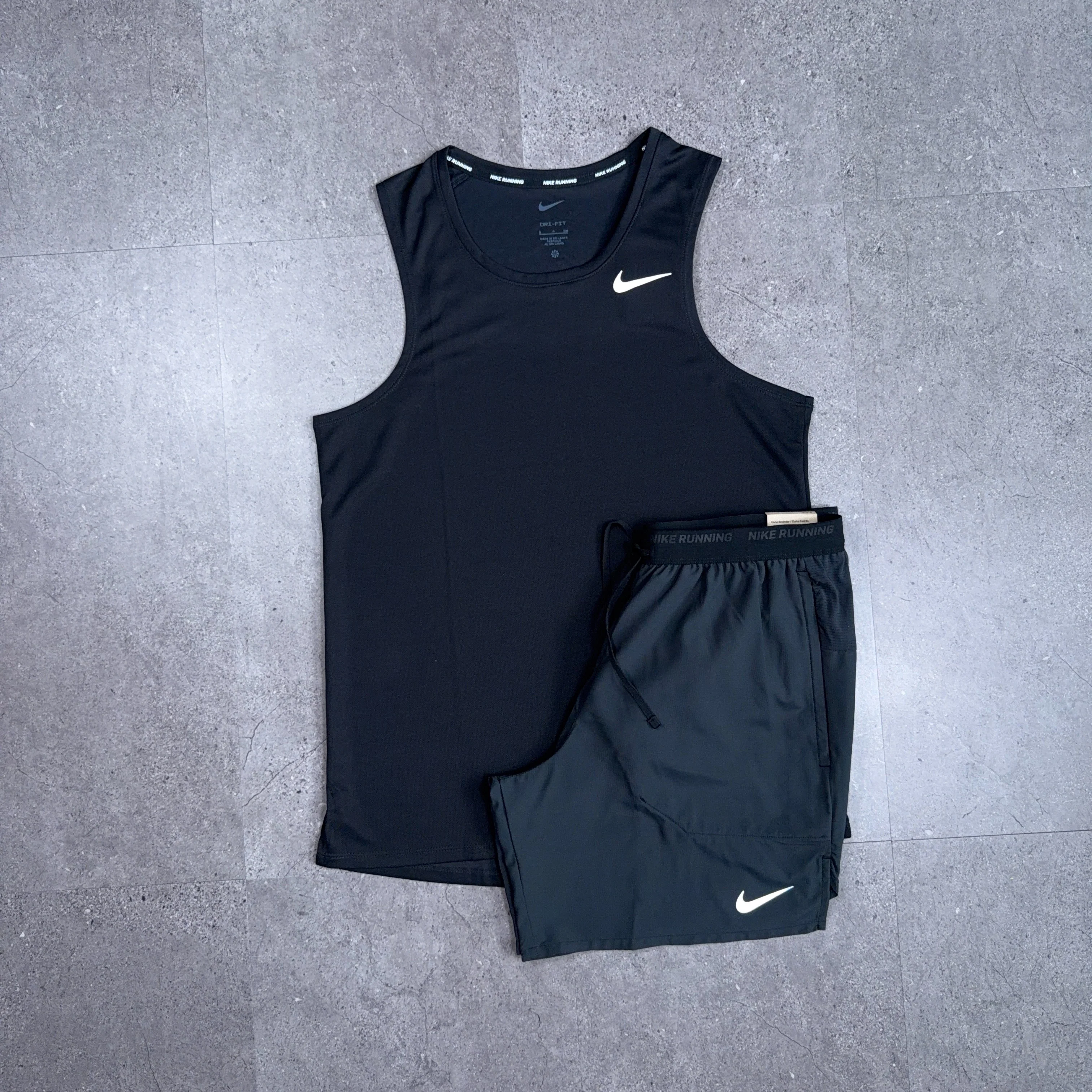 Nike Miler Vest T-Shirt/Shorts Set Black