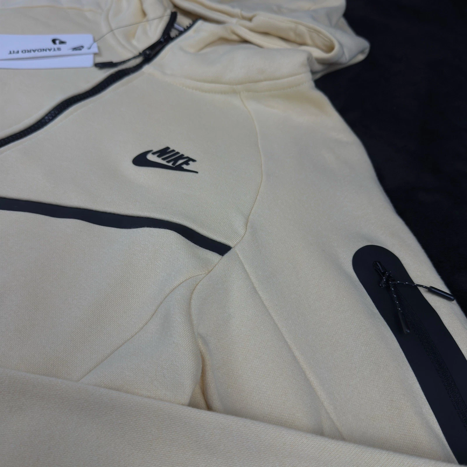 Tech Fleece Sweatsuit Sportswear Tracksuit Light Khaki/Black