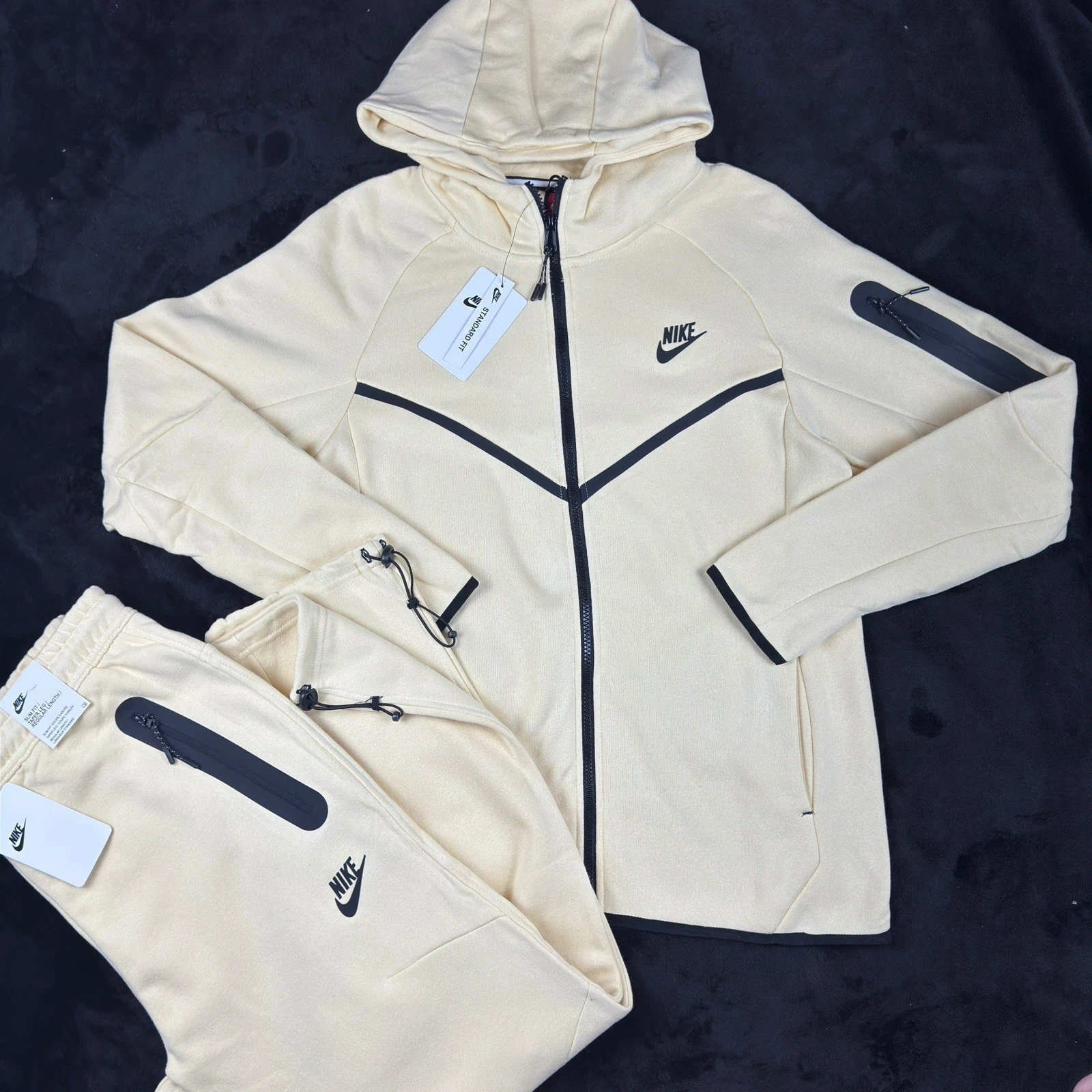 Tech Fleece Sweatsuit Sportswear Tracksuit Light Khaki/Black