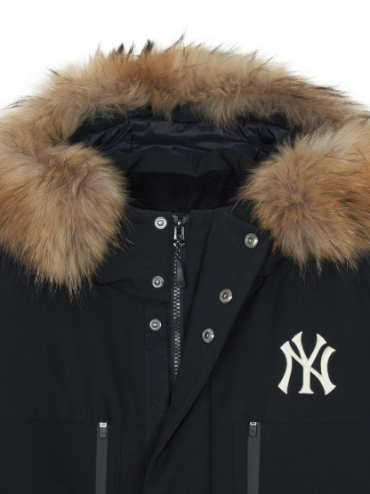 고프코어 후드 FUR 미드 구스 패딩 뉴욕양키스