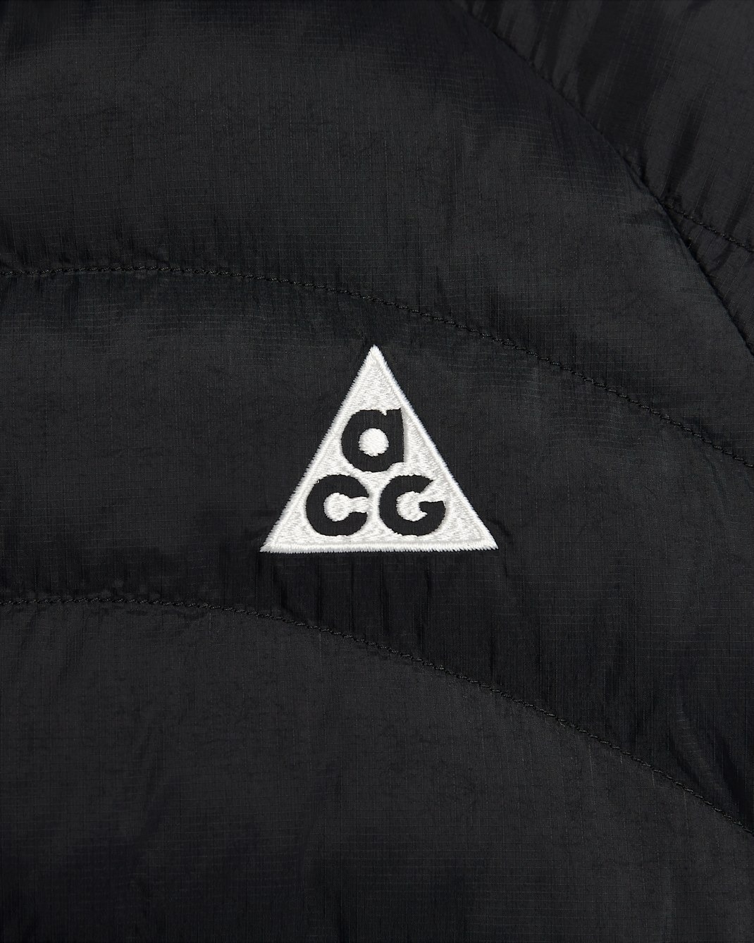 나이키 ACG '라바 플로우'