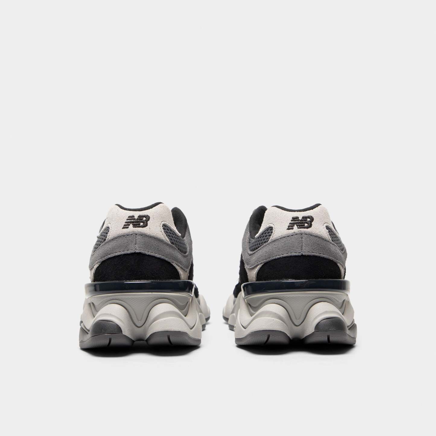 New Balance 9060 Black / Castlerock