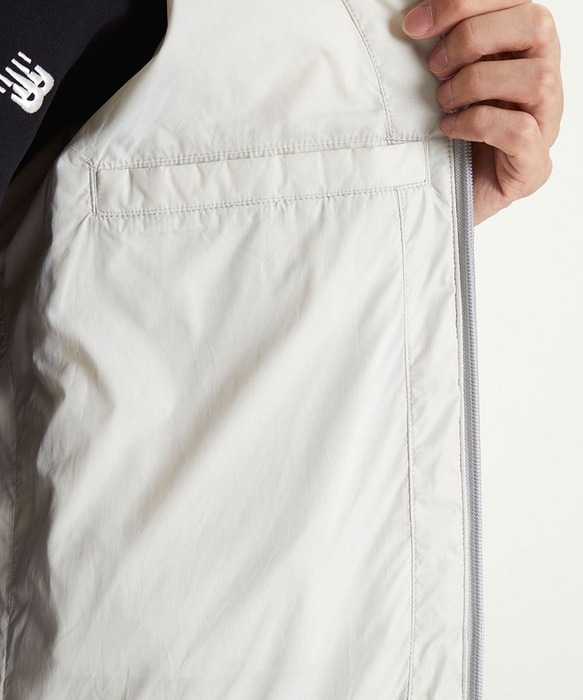 [무료반품] 남여공용 플라잉 PERTEX 경량 후드 다운 (4컬러)