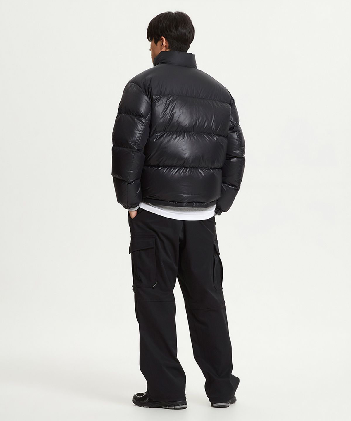 [무료반품] 남여공용 액티브 하이퍼 숏 구스다운 (BLACK)