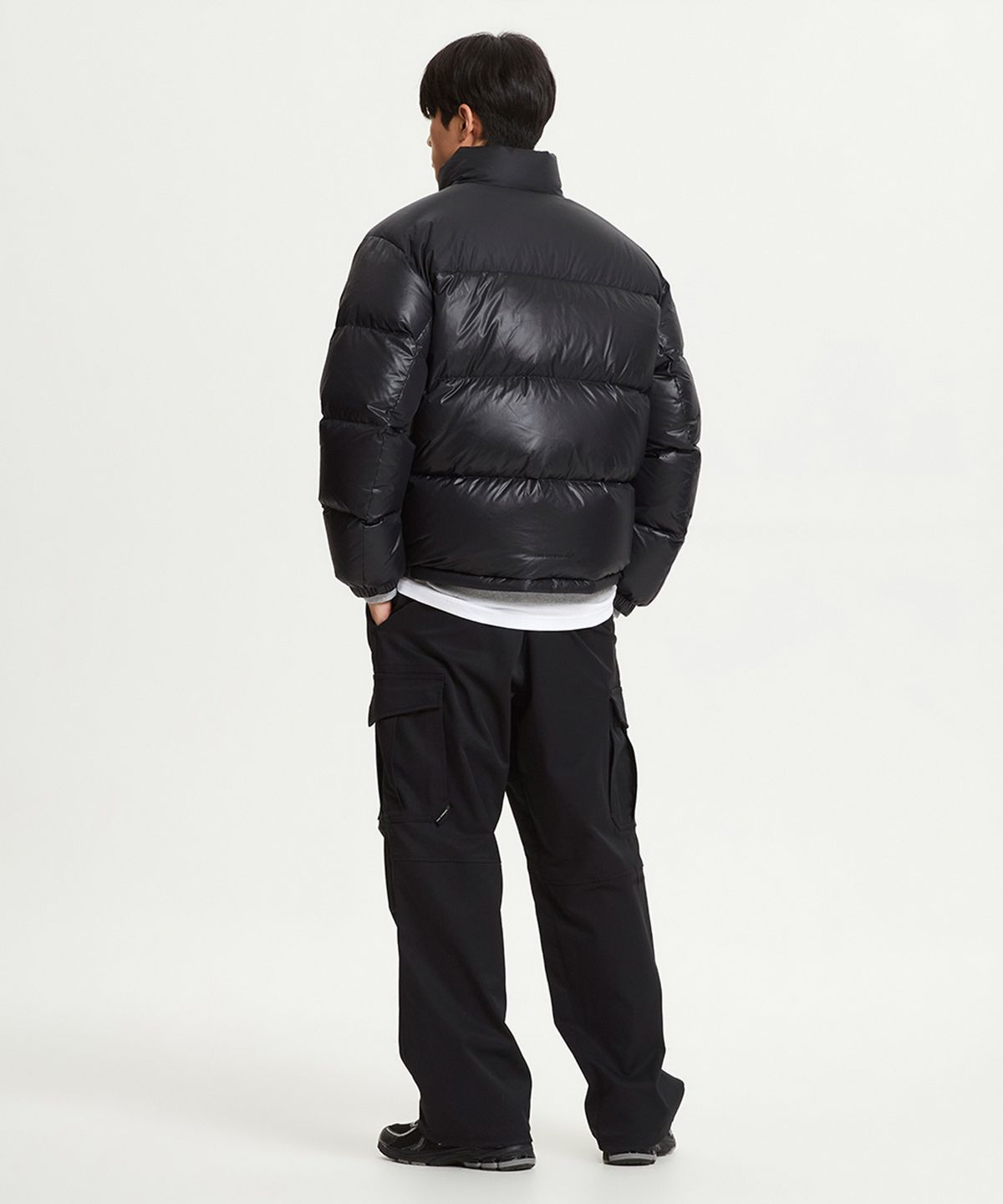 [무료반품] 남여공용 액티브 하이퍼 숏 구스다운 (BLACK)