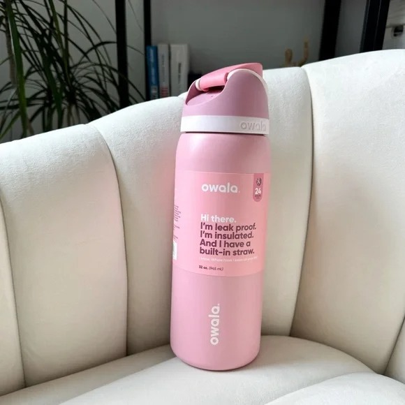 Owala x Whole Foods Rosy Dreams Pink Insulated Built-In Straw 32 oz Water Bottle