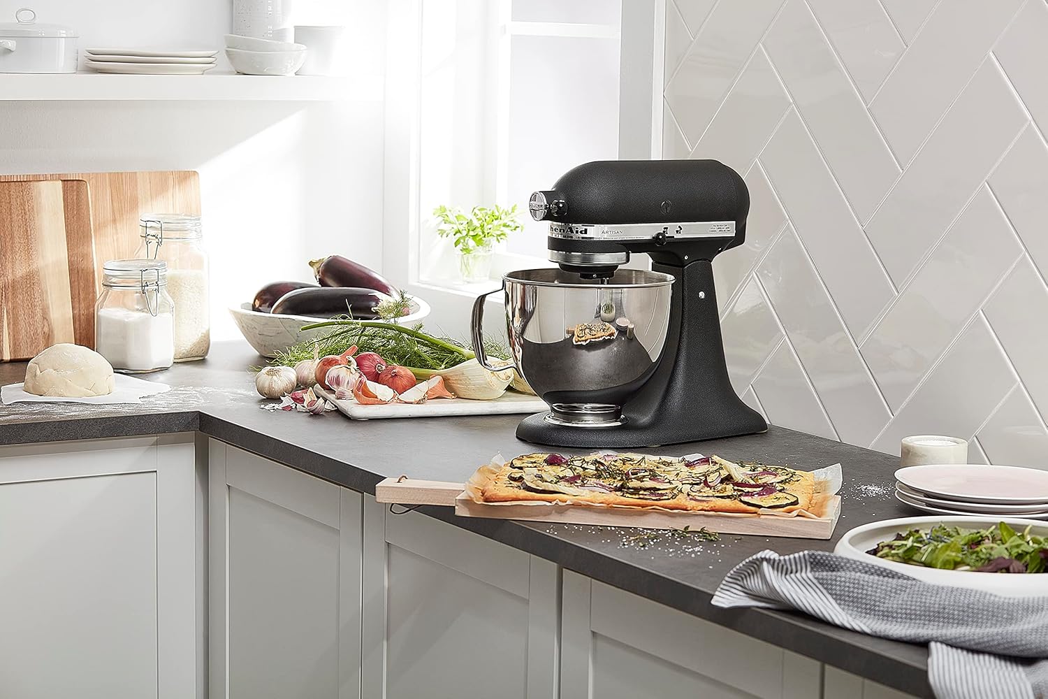 KitchenAid Artisan Series 5 Quart Tilt Head Stand Mixer with Pouring Shield KSM150PS, Dried Rose