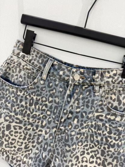 Fen Shorts