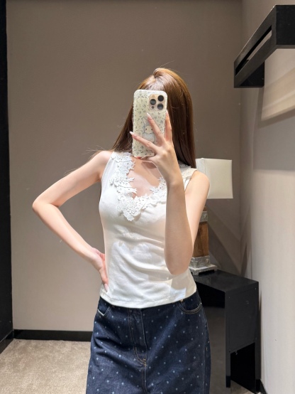 Mimi Knit vest