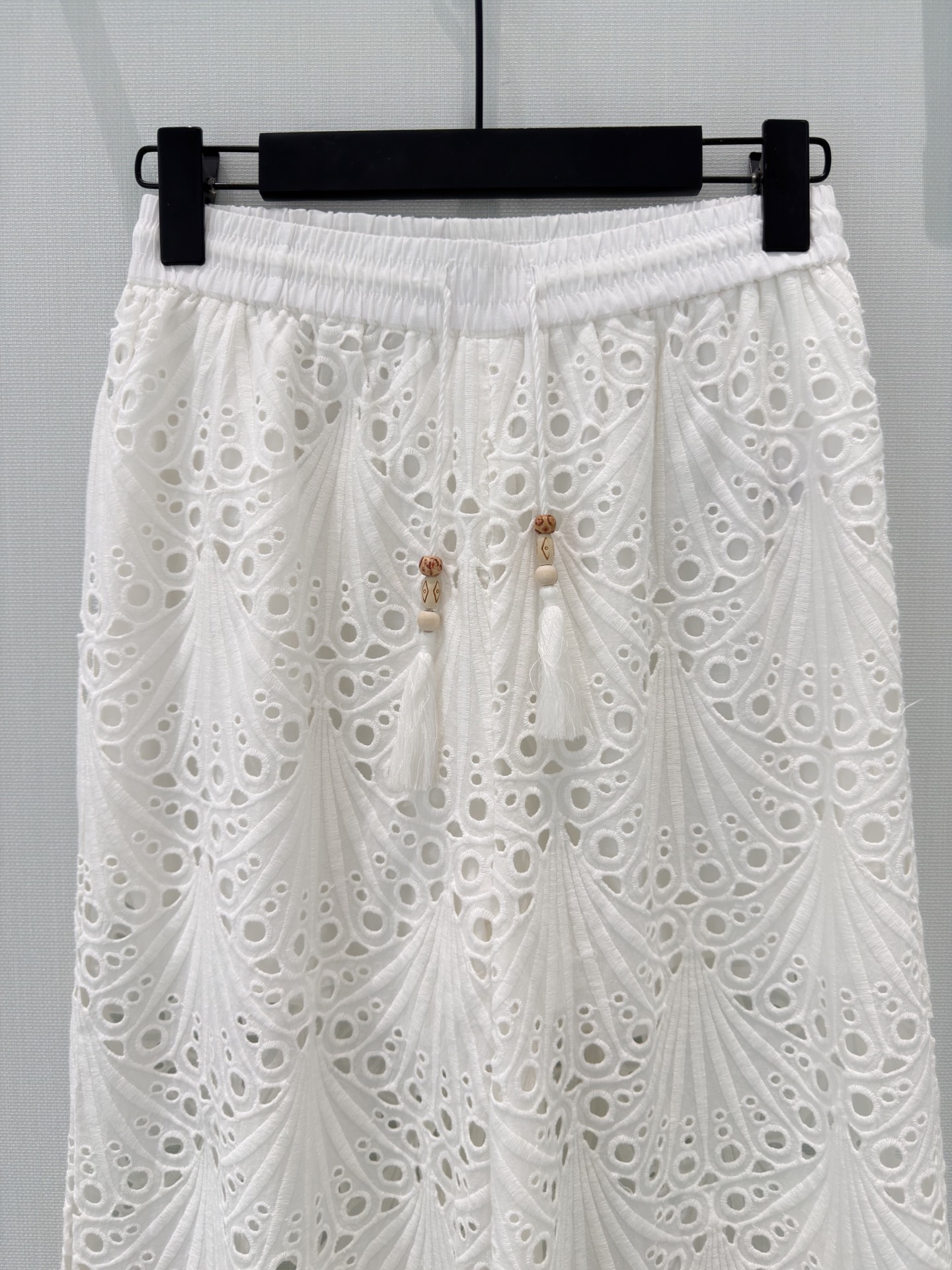 Chan Hollow-out series trousers