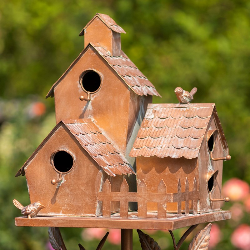 Metal birdhouse construction details