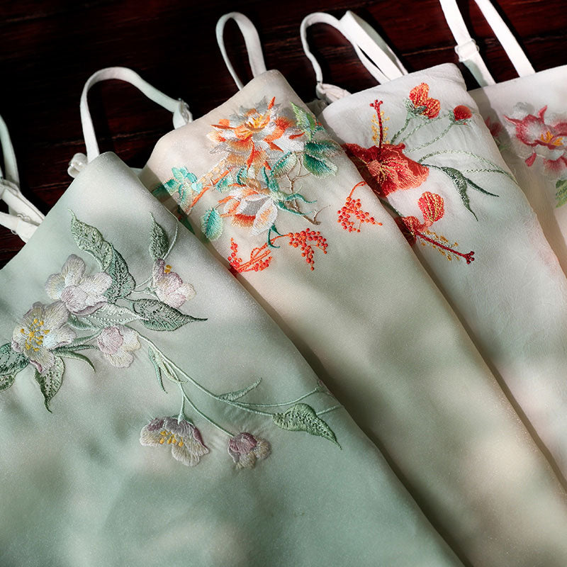 Elegant Vintage Floral Embroidered Camisole Sleeveless Hanfu Undershirt-Lovesyouforever