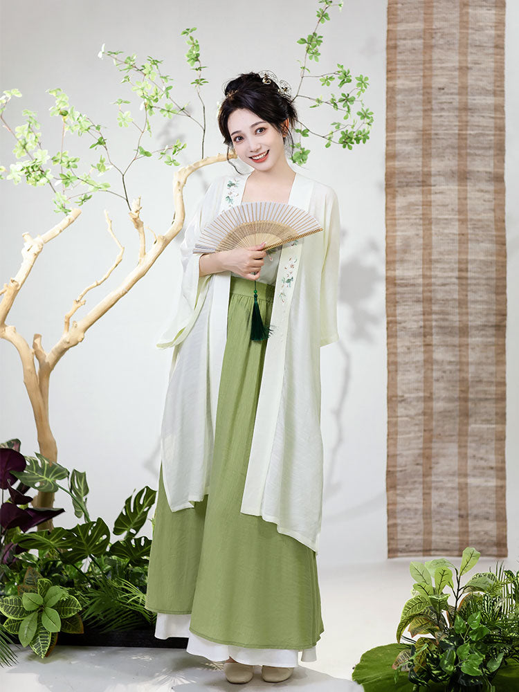 Tender Sprouts of Spring - Modern Hanfu Dress for Women's Everyday Commute-Lovesyouforever