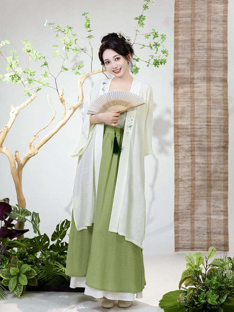 Tender Sprouts of Spring - Modern Hanfu Dress for Women's Everyday Commute-Lovesyouforever