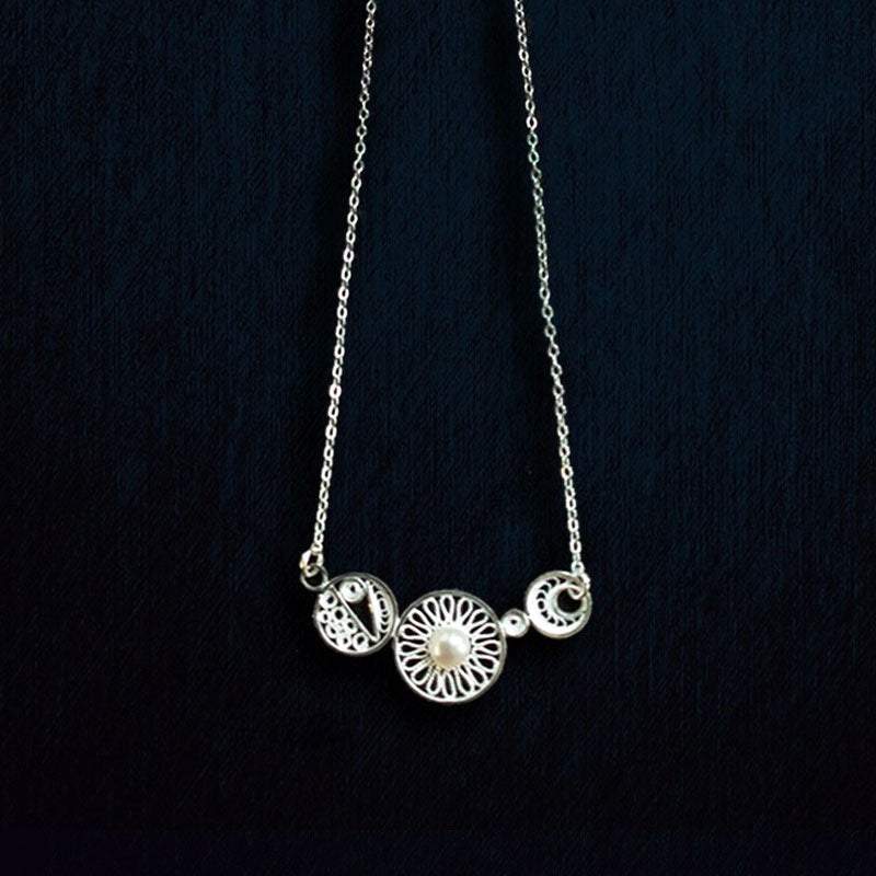 Plain Silver Filigree Geometric Silver Necklace Inlaid with Natural Freshwater Pearls-Lovesyouforever